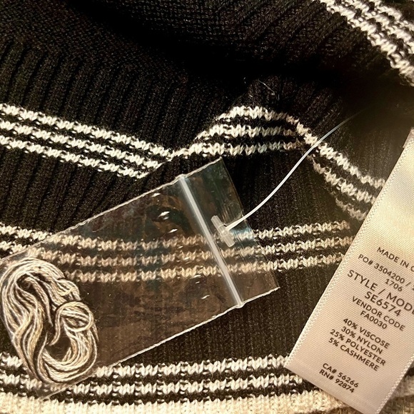 NWT Splendid Flutter Sleeve Sweater - Picture 3 of 5